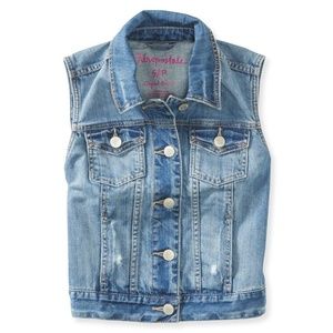 Aéropostale | Distressed Denim Vest